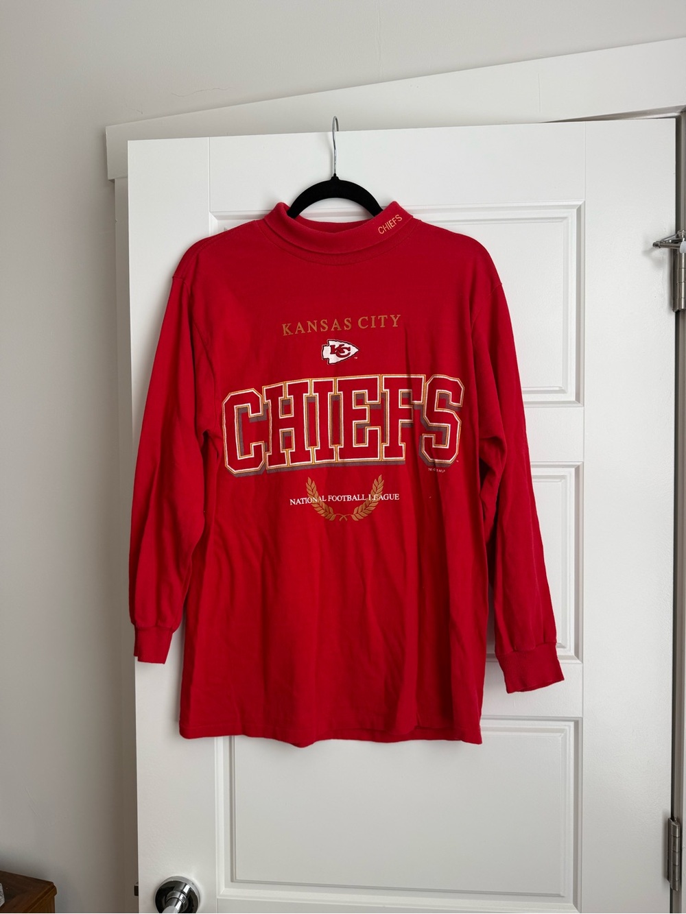 Vintage 90s Kansas City Chiefs Red Long-Sleeve